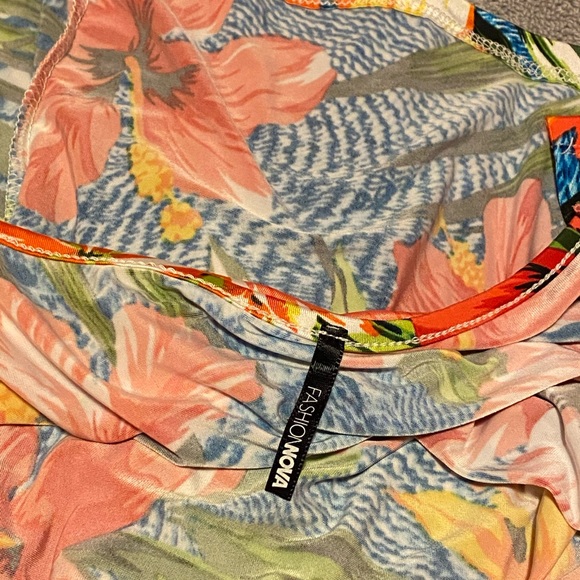 3 Piece Sunsuit - Picture 10 of 12